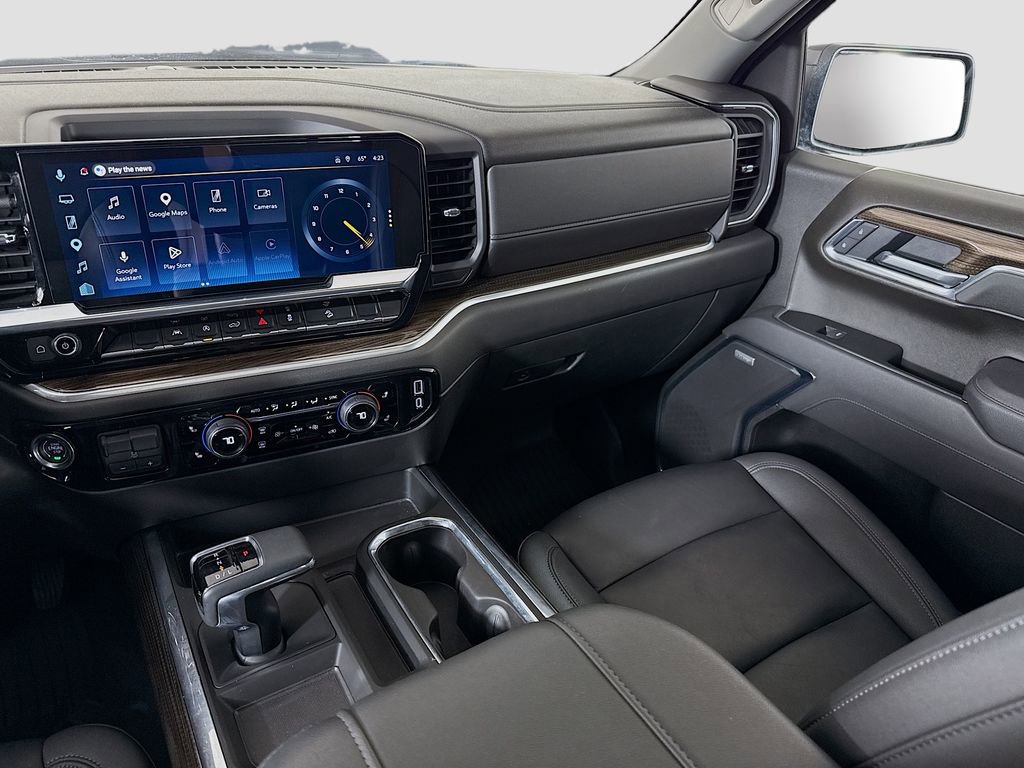 Used 2025 Chevrolet Silverado 1500 LT Trail Boss w/ Convenience Package II AWD/4WD image 24