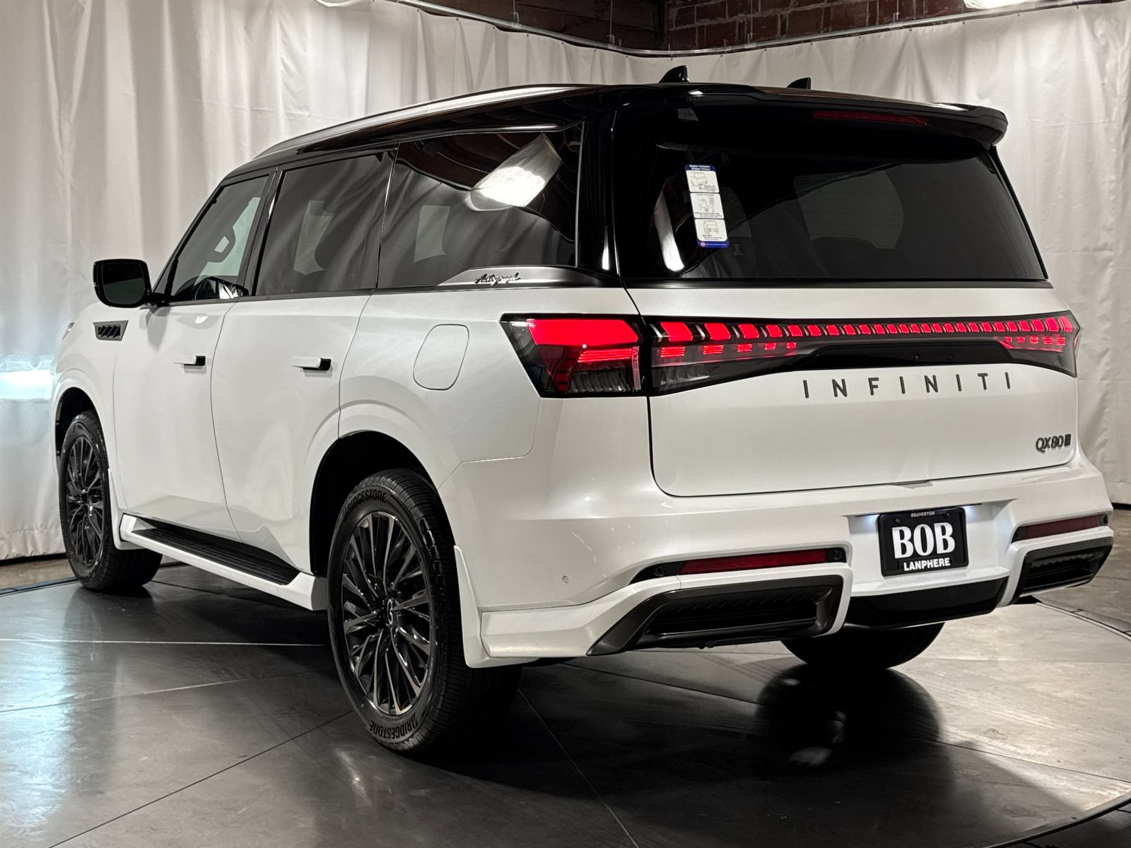 New 2027 INFINITI QX80 Autograph AWD/4WD image 9