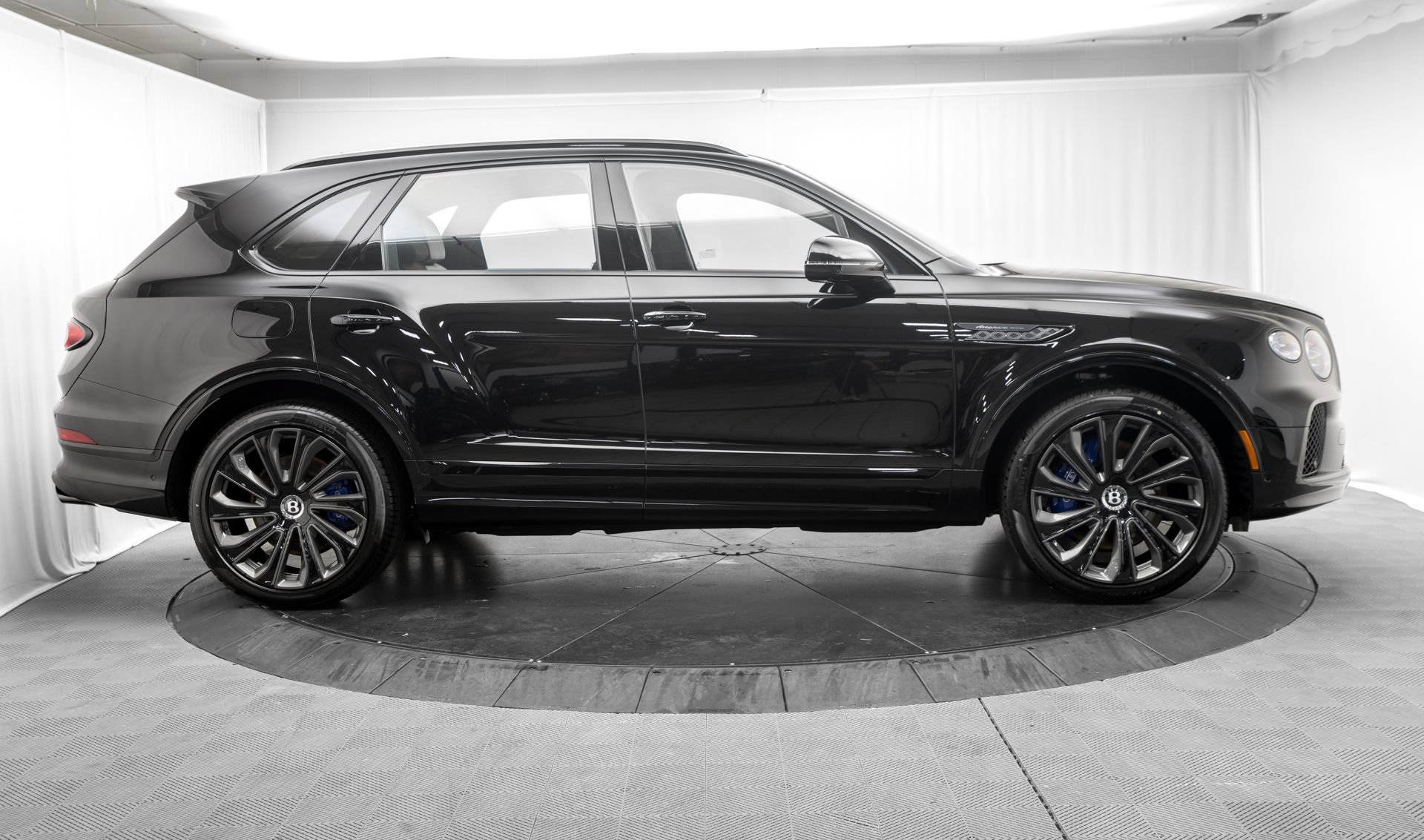 New 2027 Bentley Bentayga AWD/4WD image 8