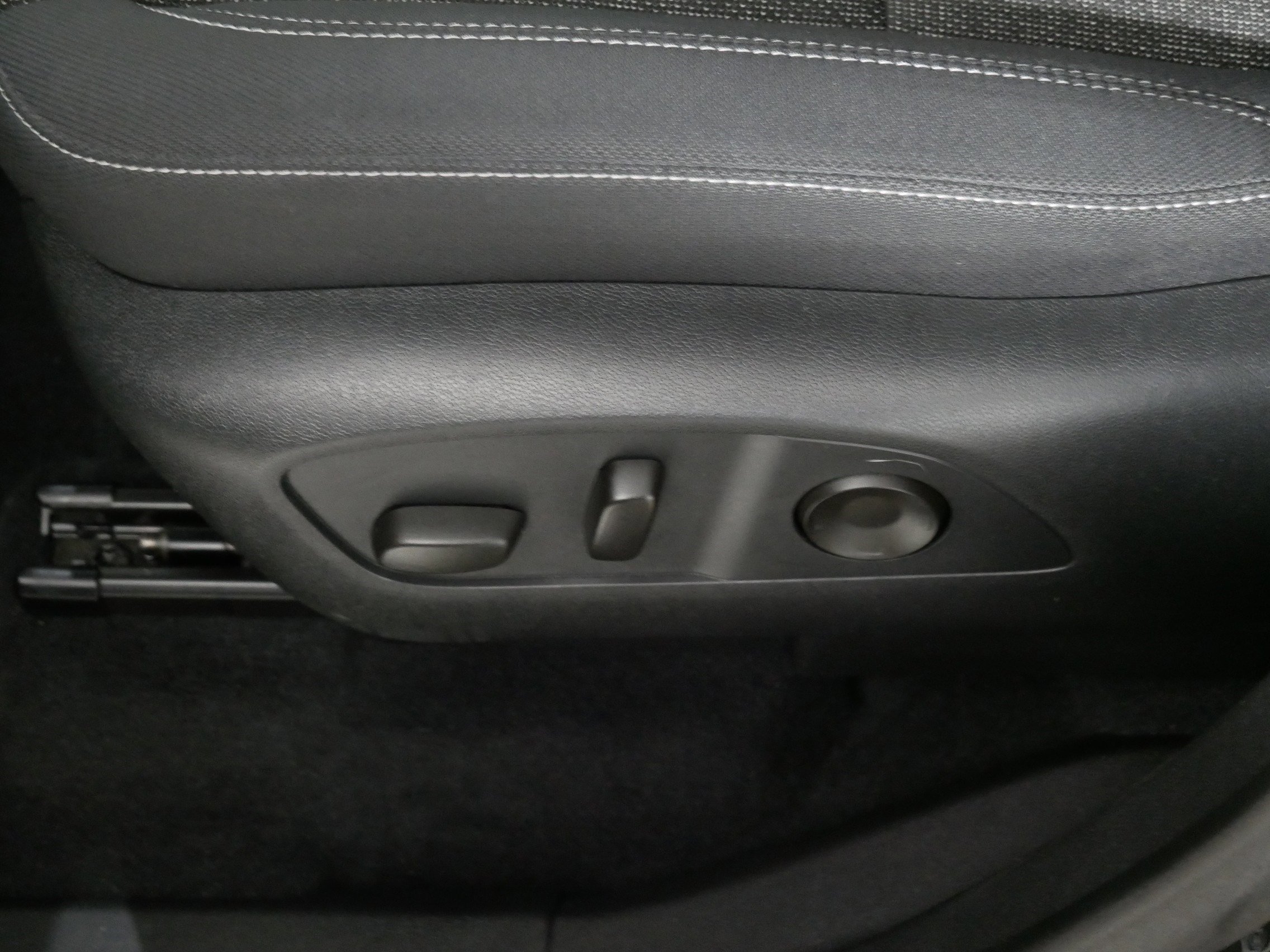 Used 2024 Chevrolet Traverse LT image 20