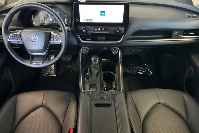 Certified 2025 Toyota Grand Highlander FWD image 17