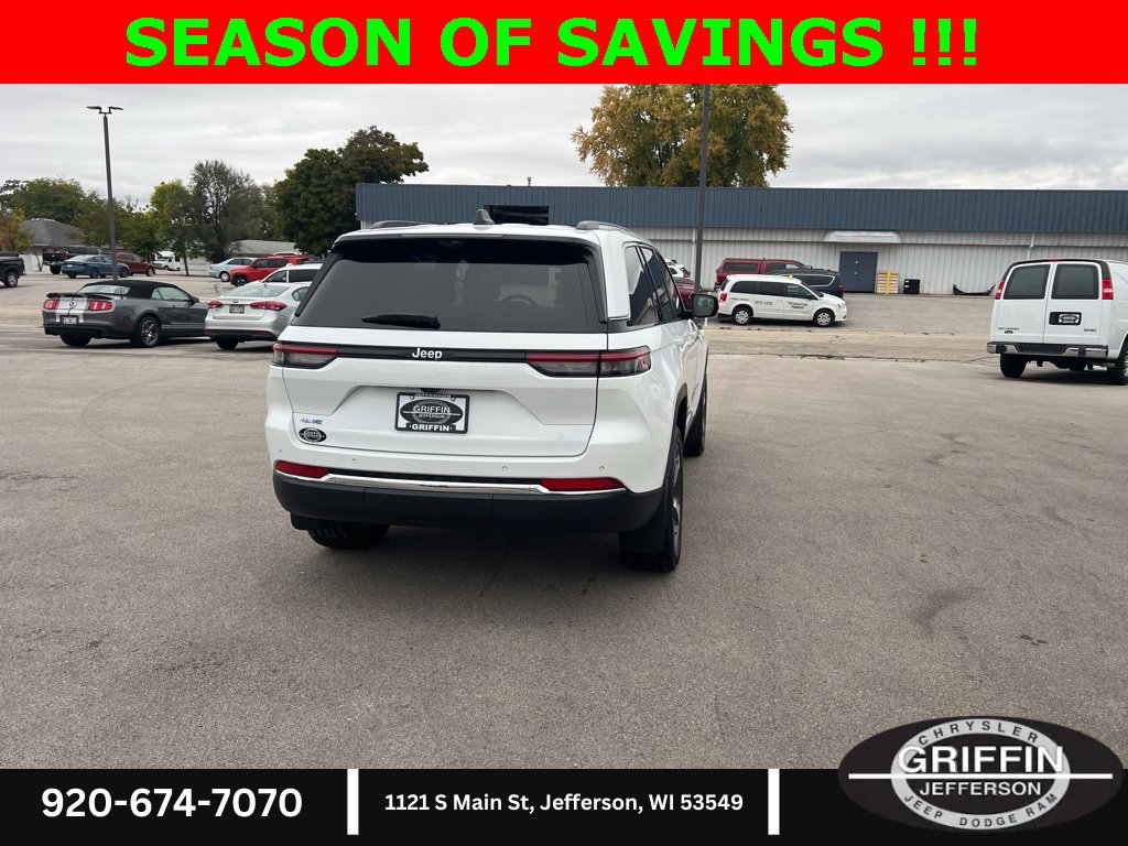 Used 2023 Jeep Grand Cherokee 4WD 4xe w/ Luxury Tech Group II image 12
