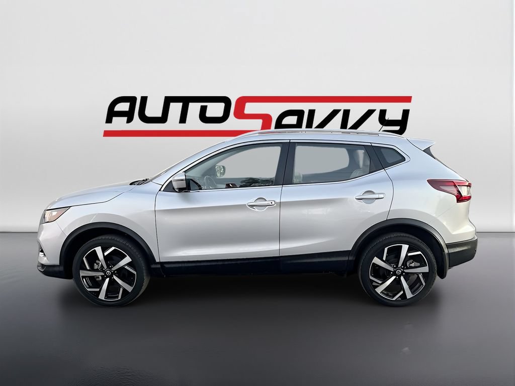 Used 2022 Nissan Rogue Sport SL FWD image 4