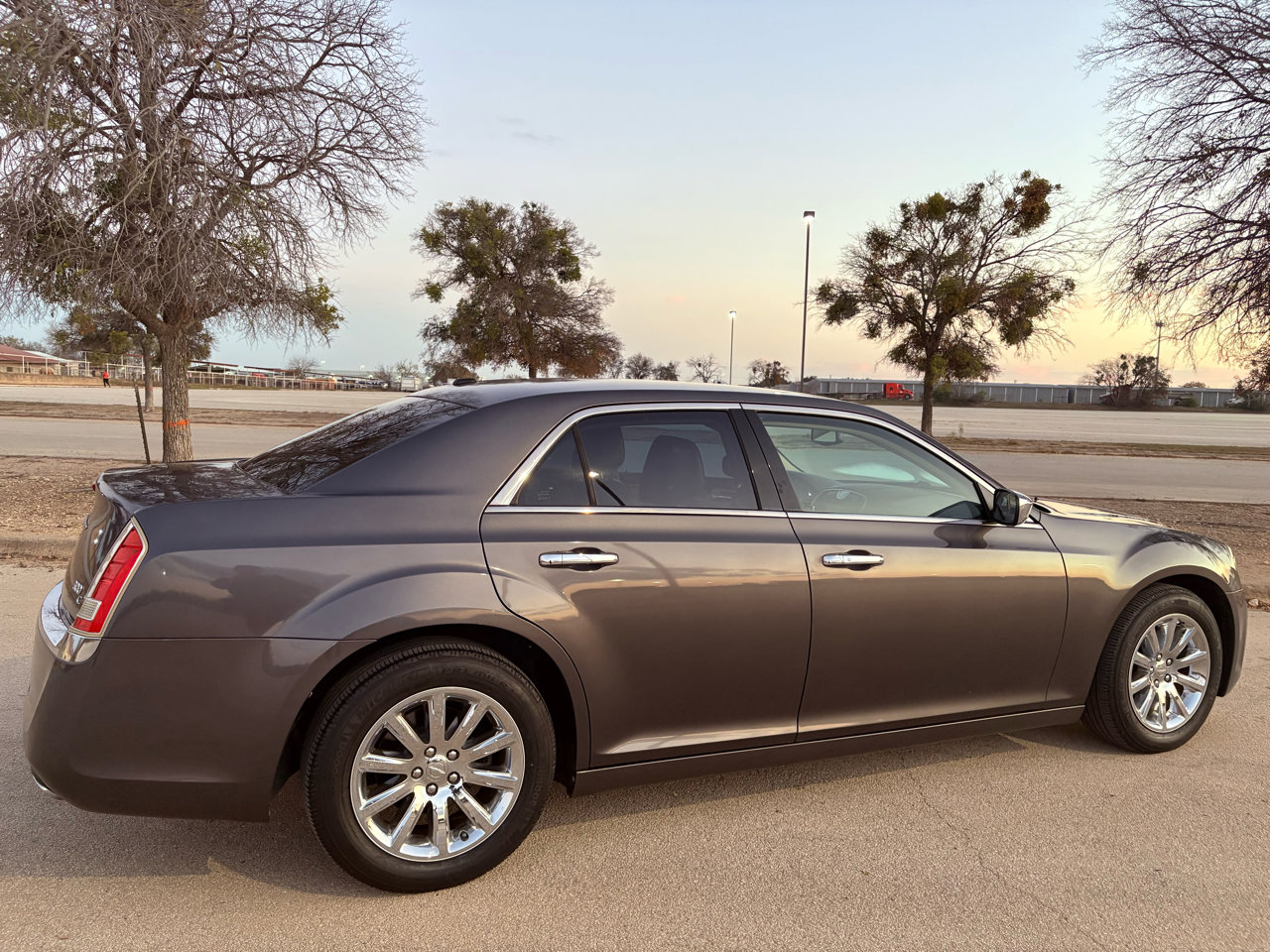 Used 2013 Chrysler 300 C image 53