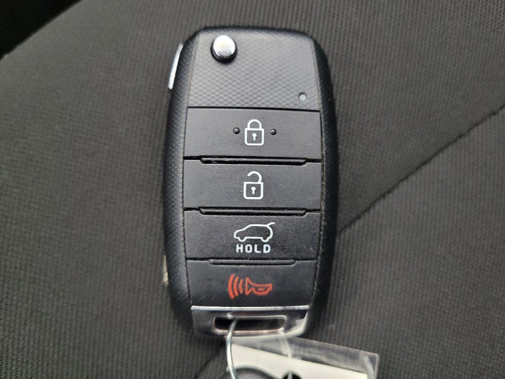 Used 2018 Kia Soul FWD image 32