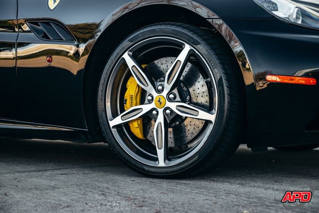 Used 2014 Ferrari California image 68