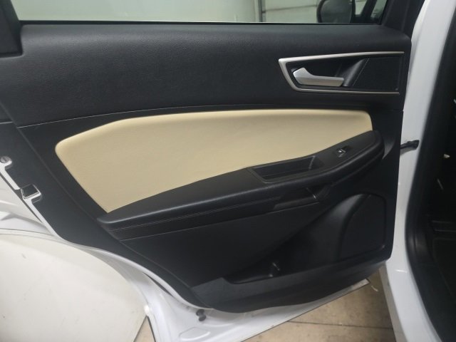 Used 2023 Ford Edge SEL w/ Convenience Package image 14