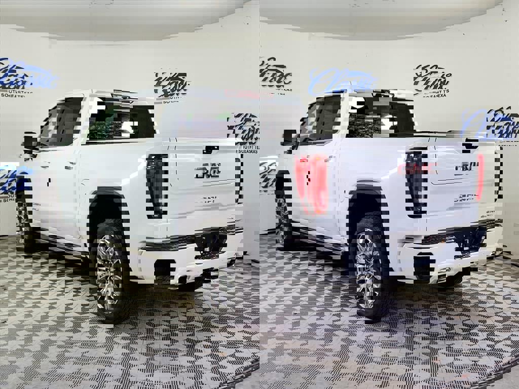 New 2026 GMC Sierra 1500 Denali image 2