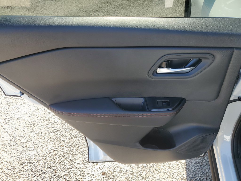 New 2026 Nissan Rogue SV AWD/4WD image 10