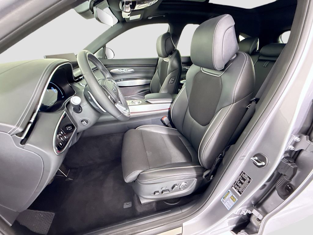 Used 2024 Genesis GV70 2.5T w/ Sport Prestige Package AWD/4WD image 20