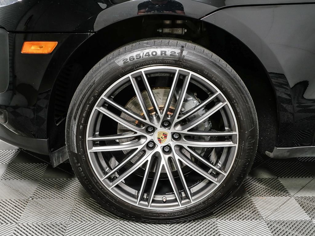 Certified 2021 Porsche Macan S image 40