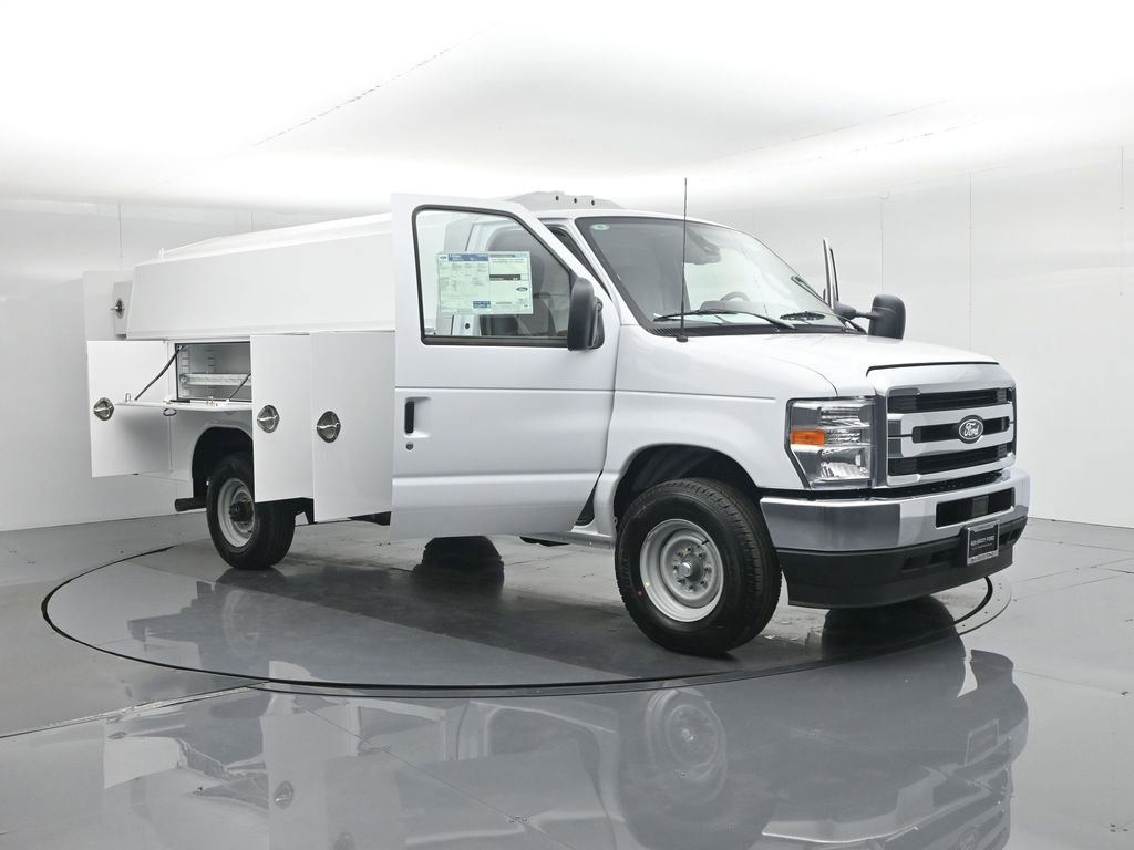 New 2026 Ford E-350 and Econoline 350 Super Duty w/ Power Equipment Group image 36