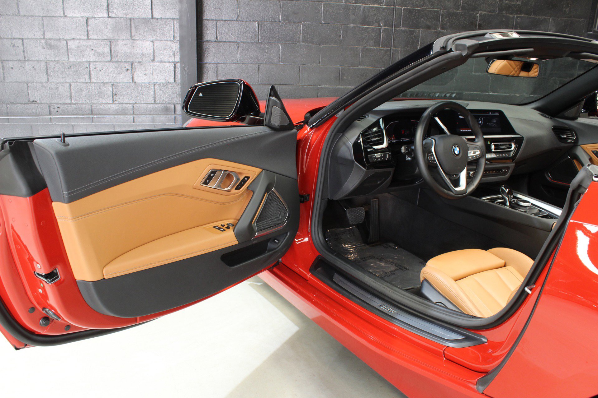 Used 2022 BMW Z4 sDrive30i w/ Driving Assistance Package image 29