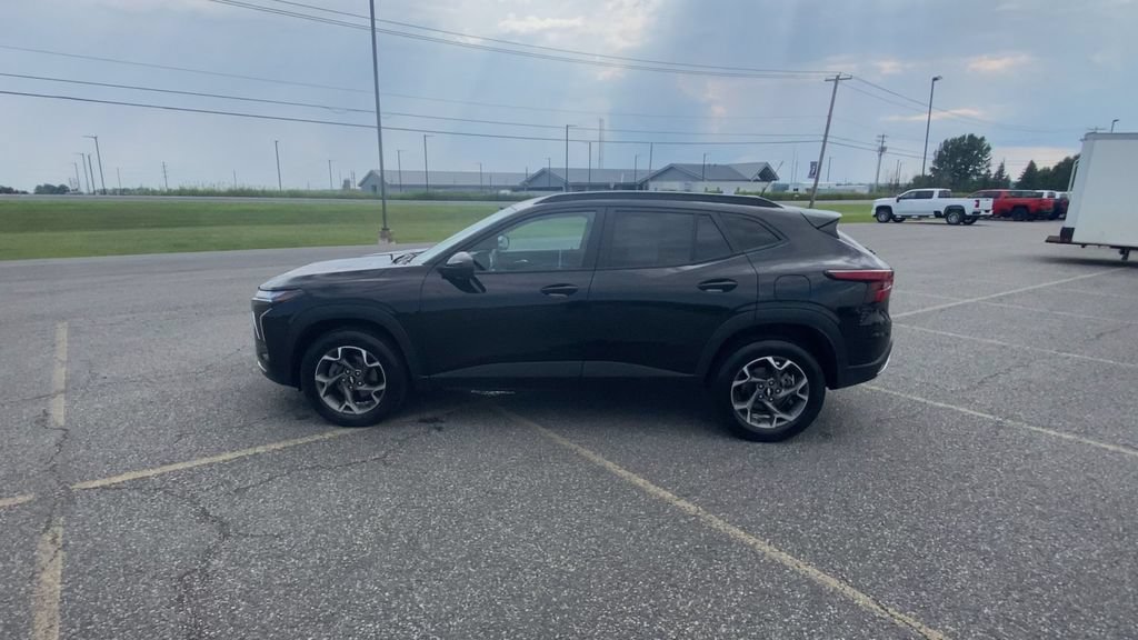 Certified 2024 Chevrolet Trax LT FWD image 5