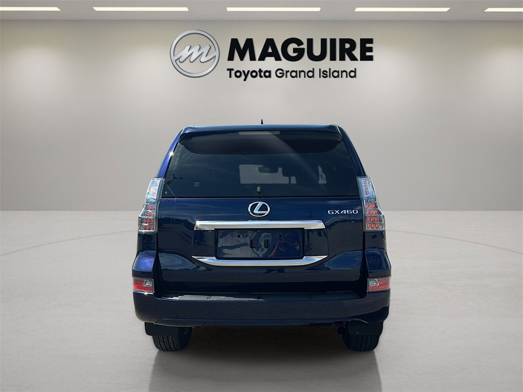 Used 2023 Lexus GX 460 Premium w/ Premium Package image 5