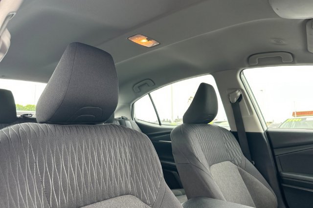 Used 2025 Toyota Camry LE FWD image 18