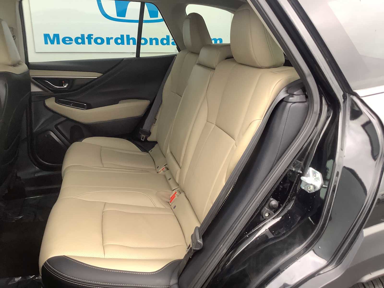 Used 2025 Subaru Outback Limited image 13