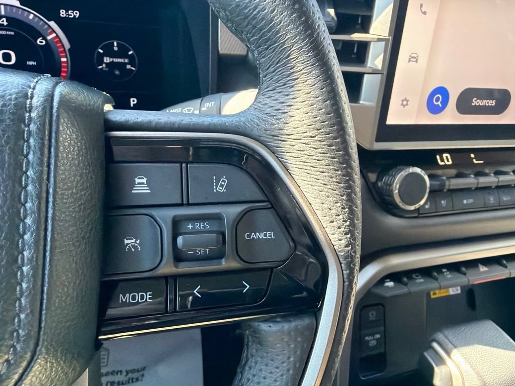 Used 2024 Toyota Tundra Limited AWD/4WD image 29