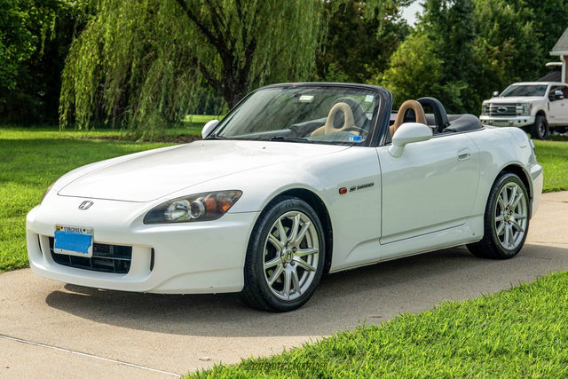 Used 2004 Honda S2000 image 14