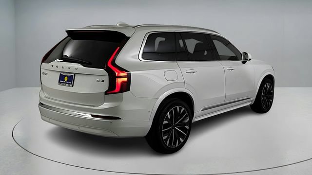 Certified 2026 Volvo XC90 B6 Plus w/ Protection Package Premier AWD/4WD image 4