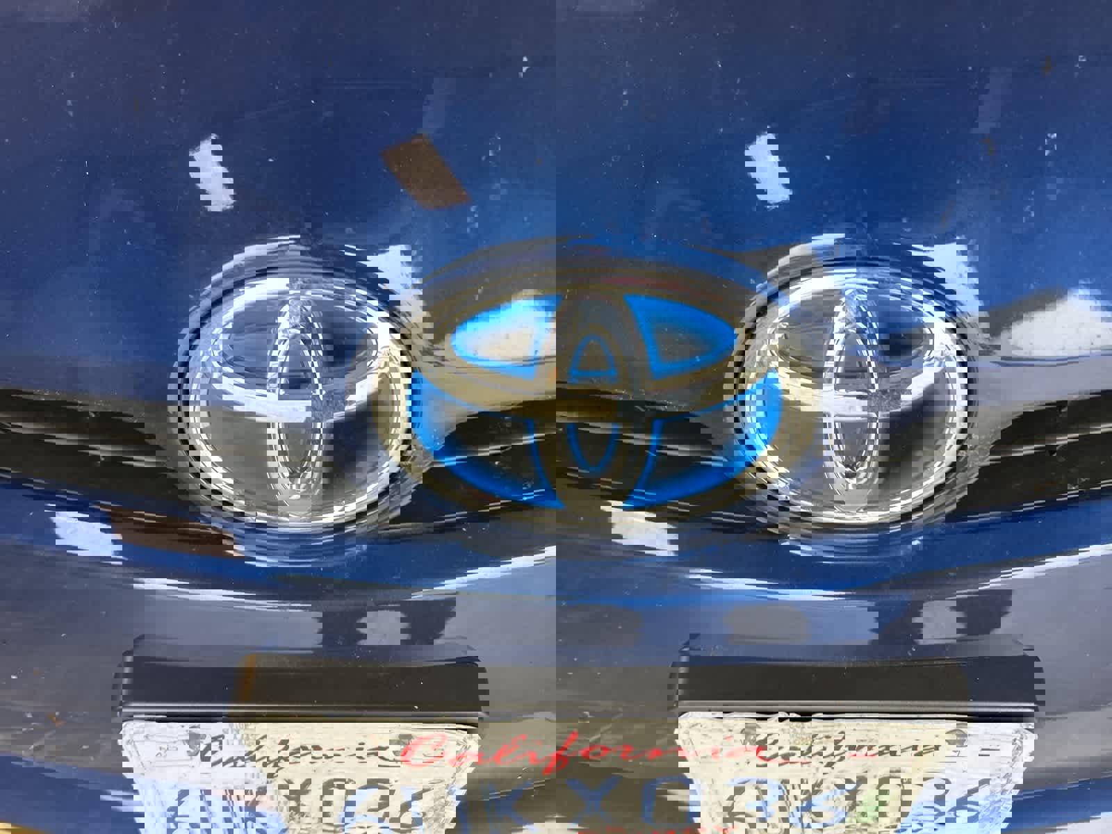 Used 2011 Toyota Prius Two image 3