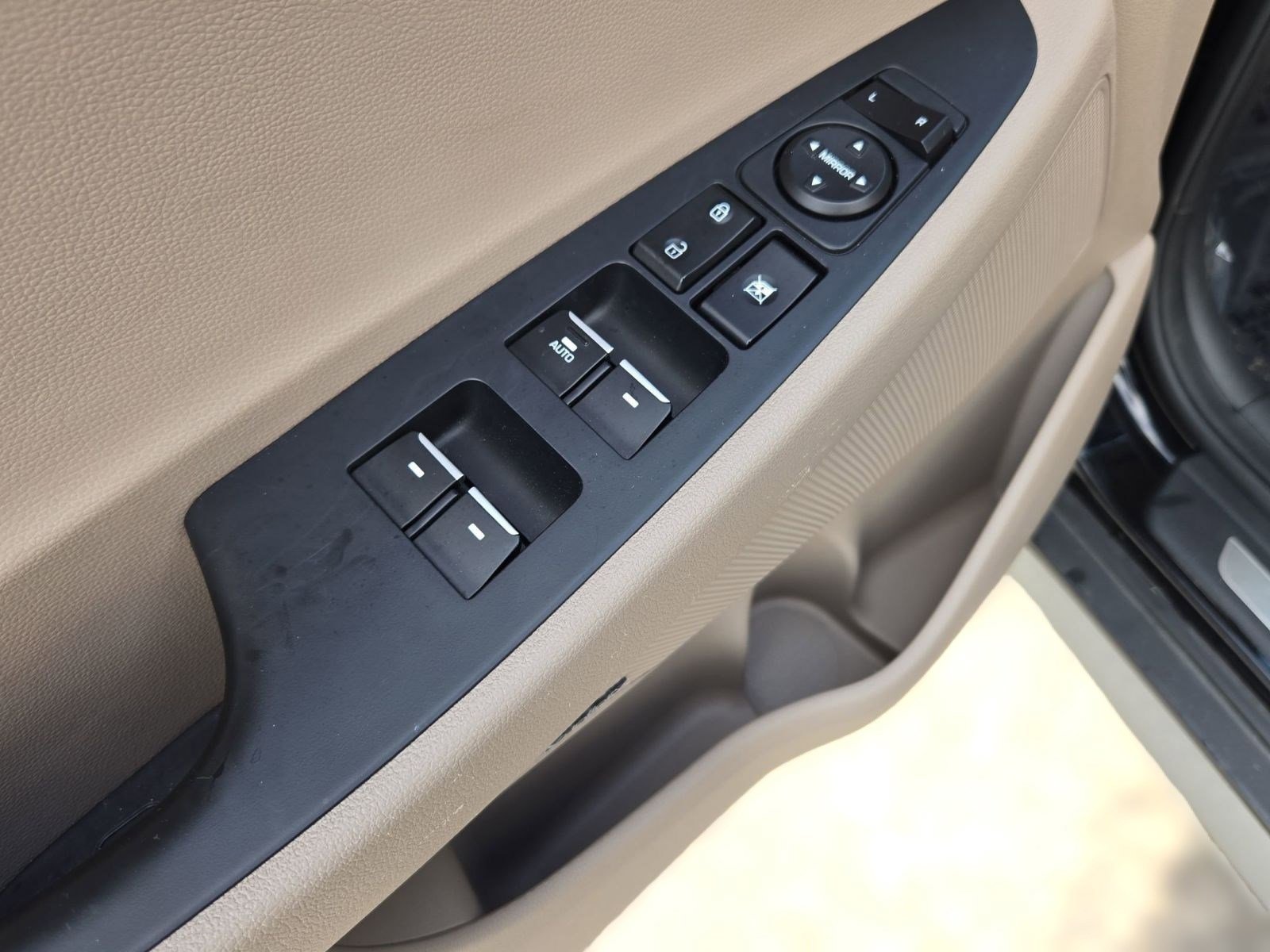 Used 2021 Hyundai Tucson Limited w/ Cargo Package image 22