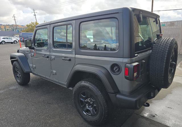 Used 2021 Jeep Wrangler Unlimited Sport image 4