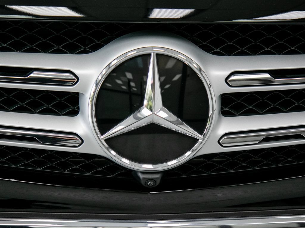 Used 2021 Mercedes-Benz GLC 300 4MATIC image 6