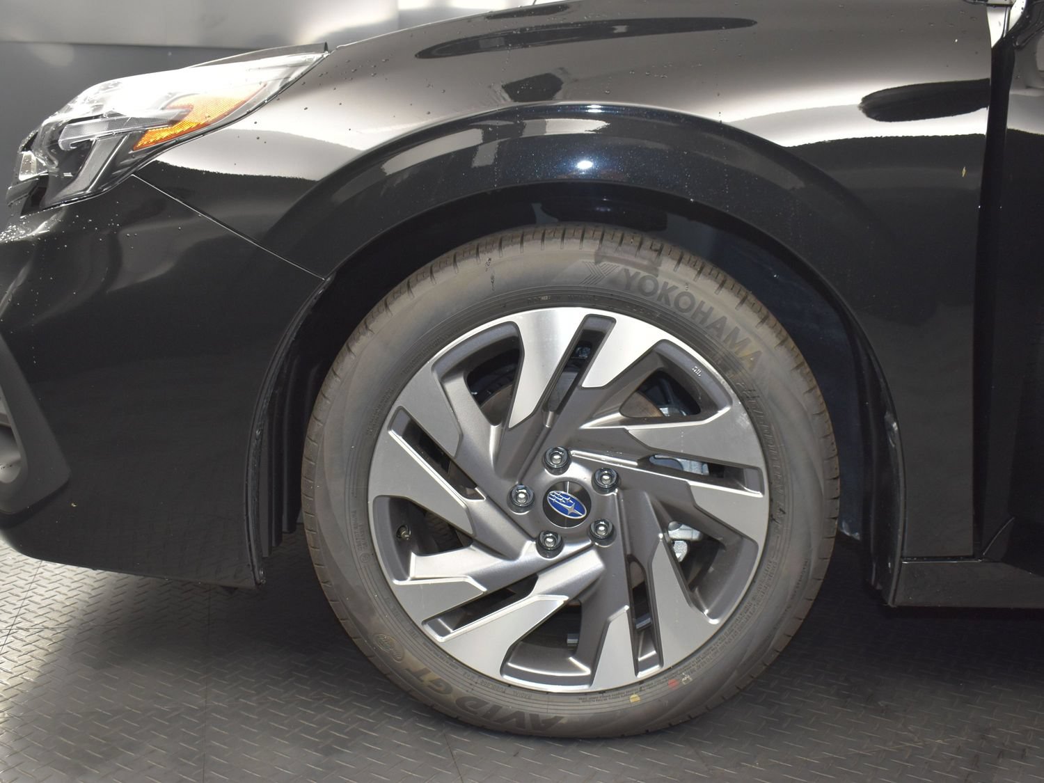 Certified 2025 Subaru Legacy Limited AWD/4WD image 9