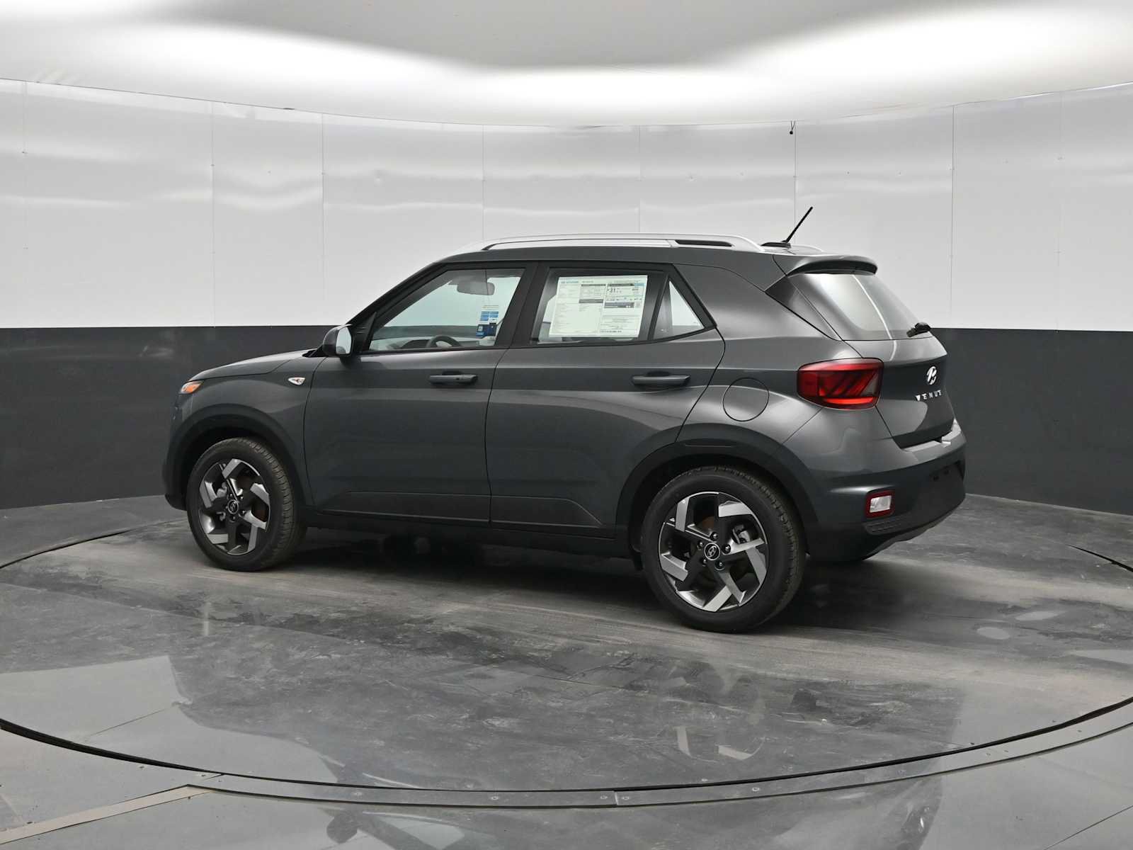 New 2026 Hyundai Venue SEL FWD image 5