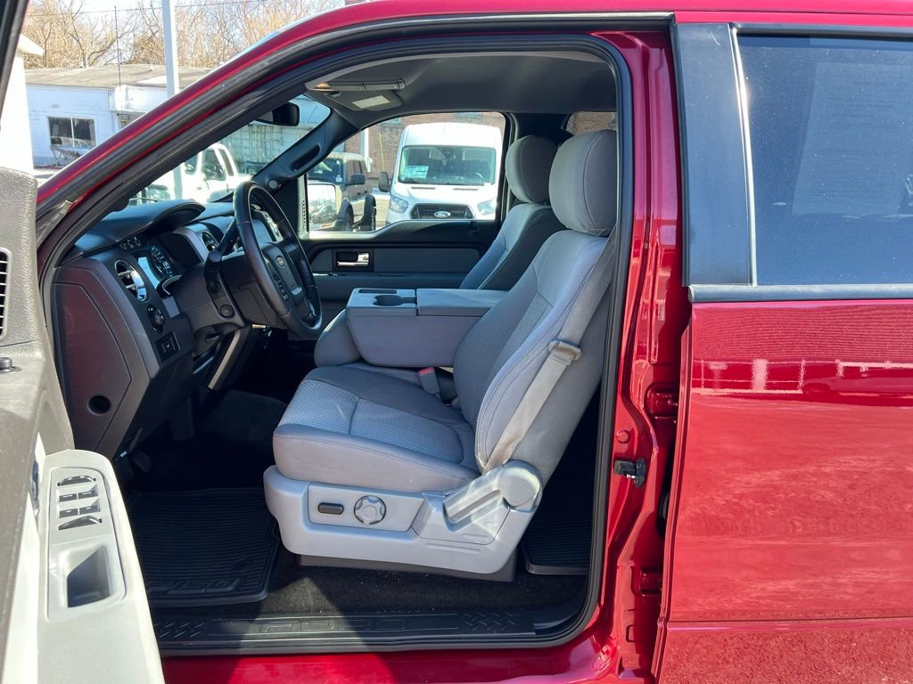 Used 2014 Ford F150 XLT w/ Equipment Group 302A Luxury image 12