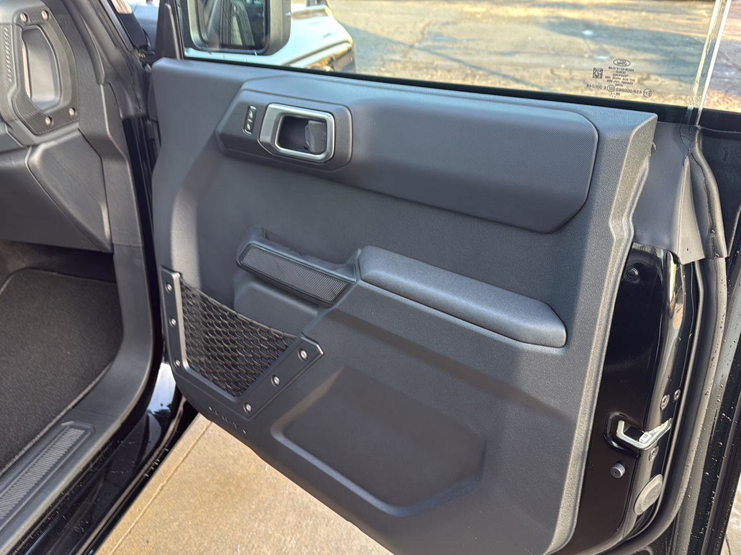 New 2025 Ford Bronco 4-Door image 14