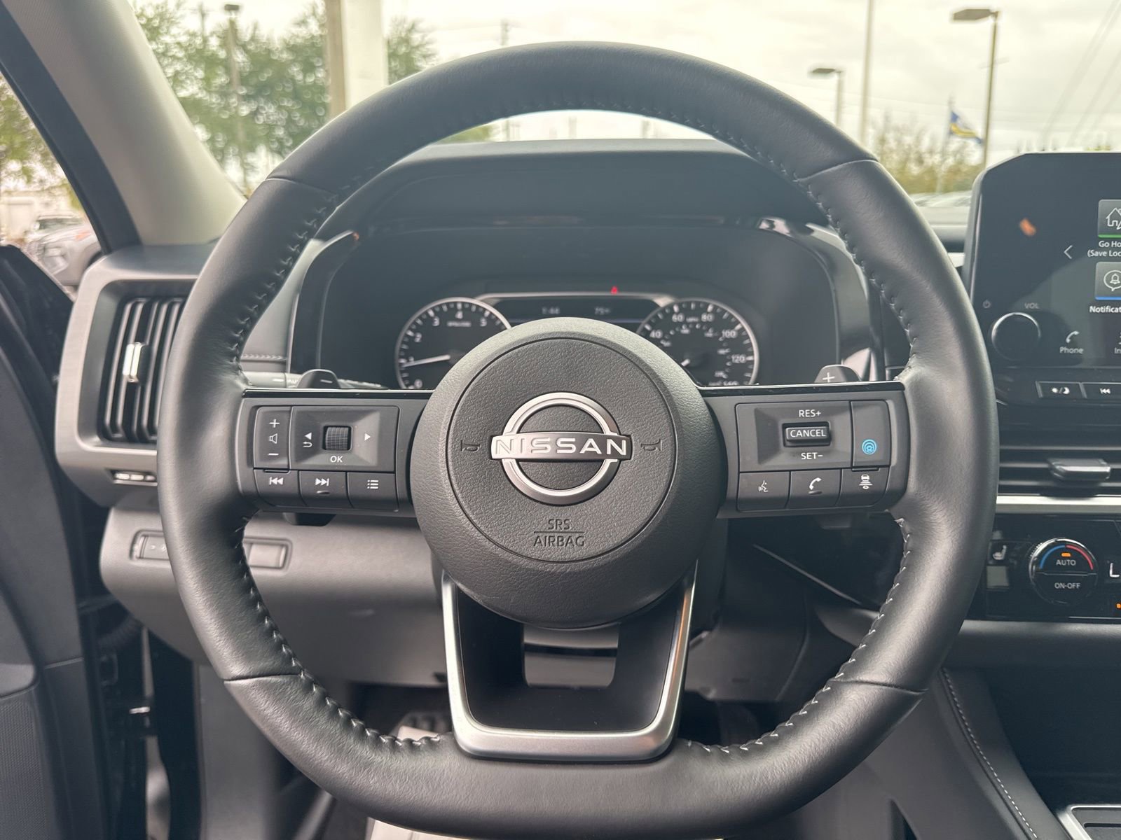 Certified 2025 Nissan Pathfinder SL image 13