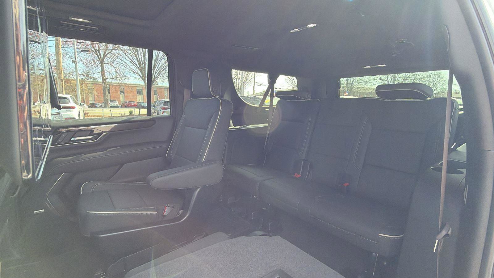 New 2026 GMC Yukon XL Elevation w/ Elevation Premium Package AWD/4WD image 37