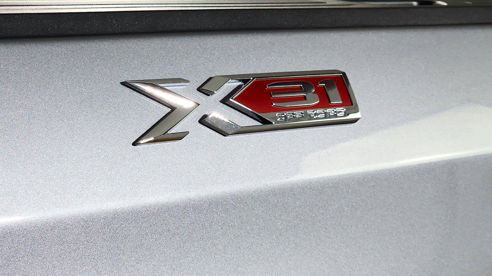 Used 2026 GMC Sierra 1500 SLE w/ X31 Off-Road Package AWD/4WD image 25