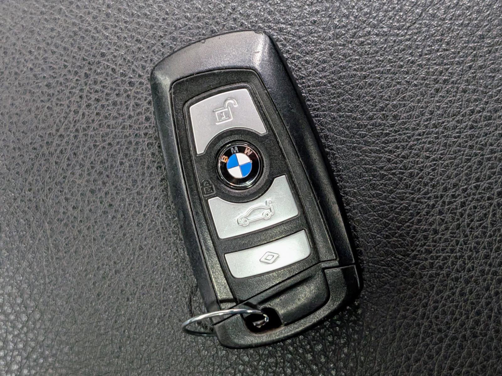 Used 2017 BMW 330e RWD image 39