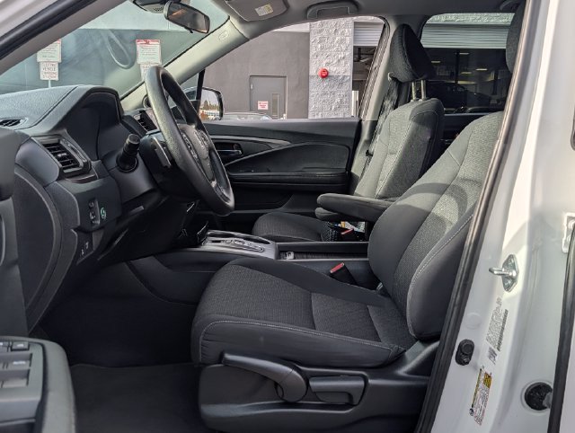 Used 2023 Honda Ridgeline Sport image 10