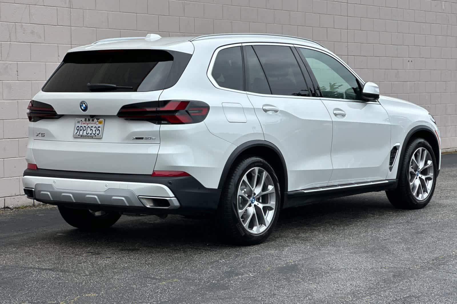 Used 2025 BMW X5 xDrive50e video 2