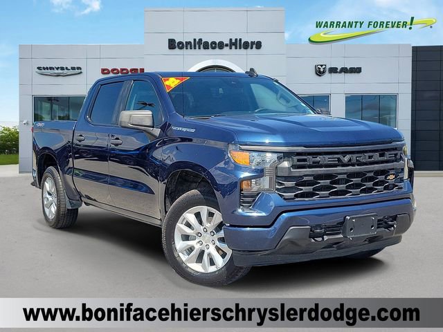 Used 2022 Chevrolet Silverado 1500 Custom image 1