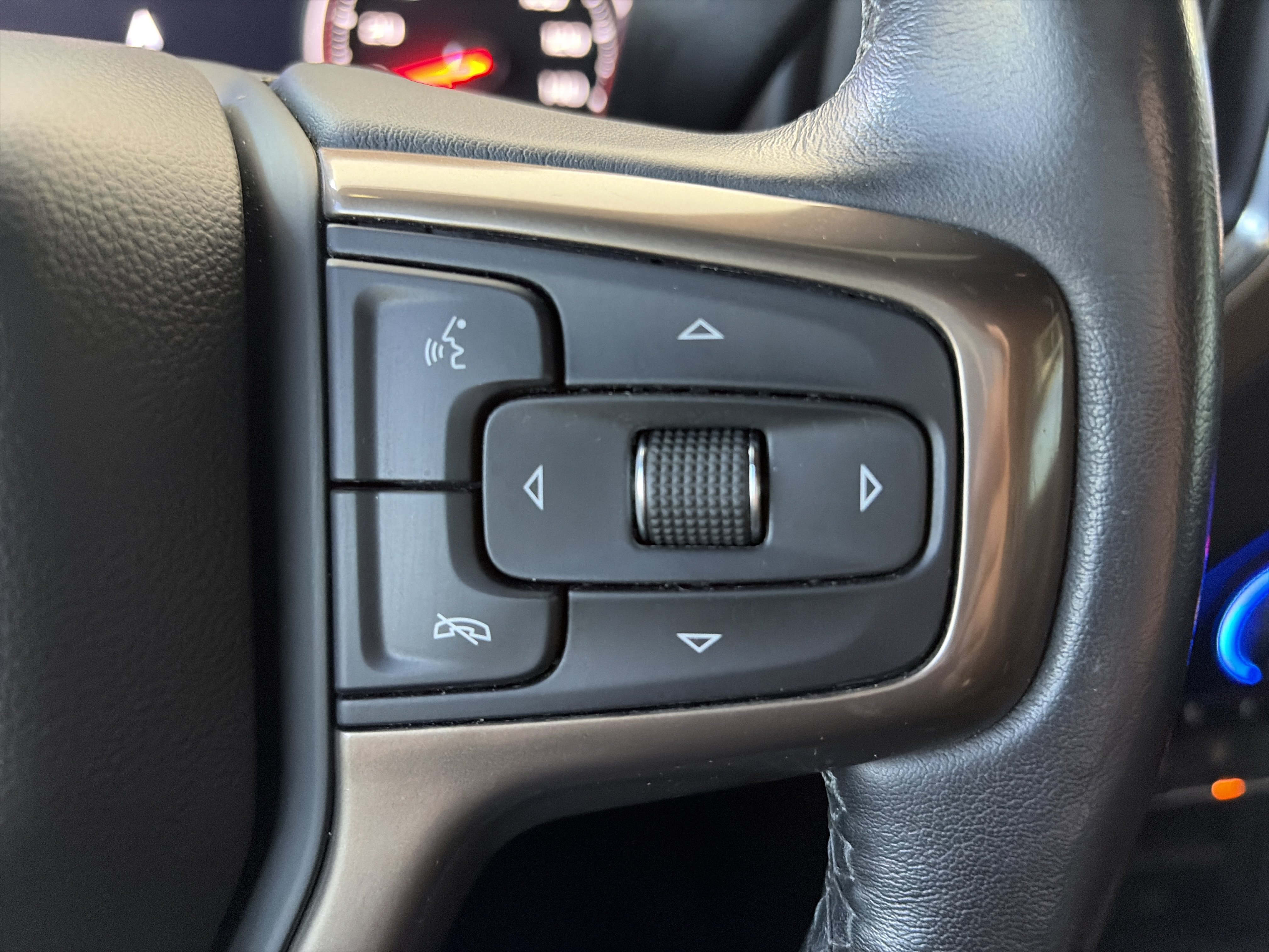 Used 2021 Chevrolet Silverado 3500 High Country AWD/4WD image 19
