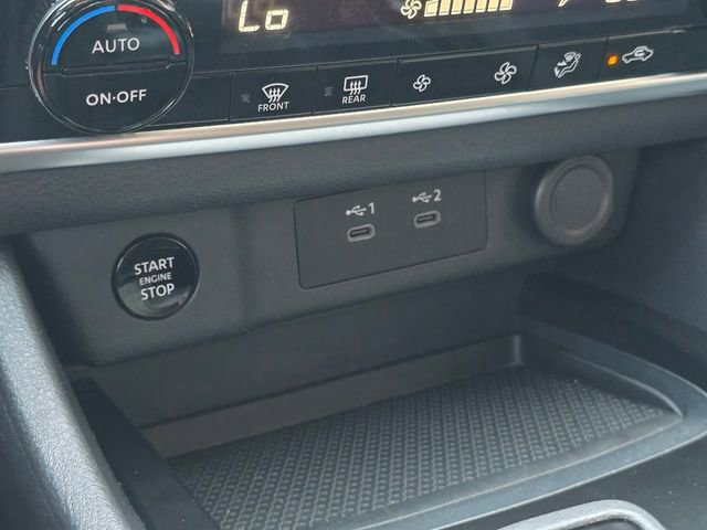 Used 2024 Nissan Rogue SV image 21
