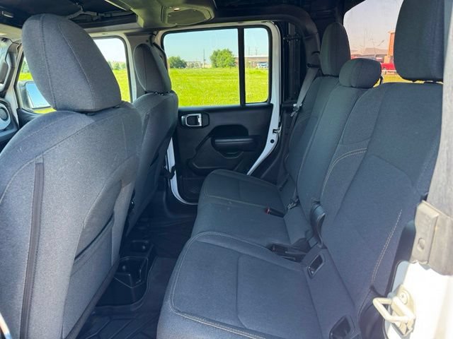 Used 2024 Jeep Gladiator Sport AWD/4WD image 10