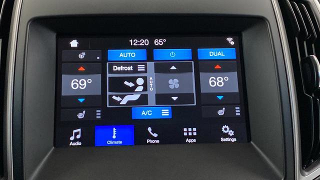 Used 2018 Ford Edge SEL w/ Equipment Group 201A image 17