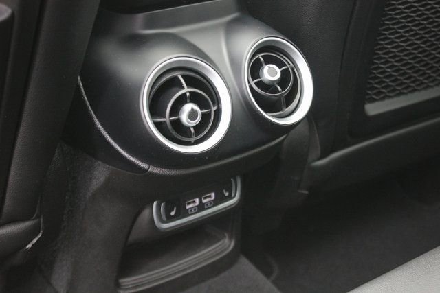 Used 2023 Alfa Romeo Stelvio Veloce image 26