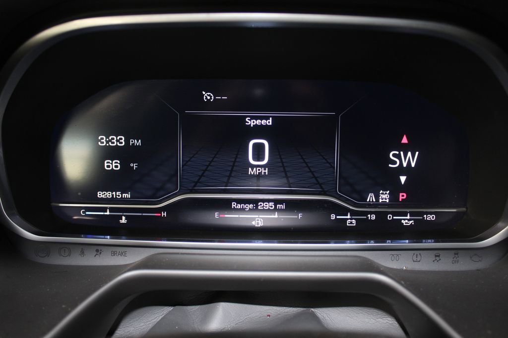 Used 2023 GMC Yukon XL SLT image 43