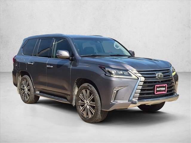 Used 2018 Lexus LX 570 4WD w/ Luxury Package image 3