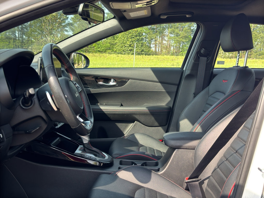 Used 2023 Kia Forte GT w/ GT2 Package image 12