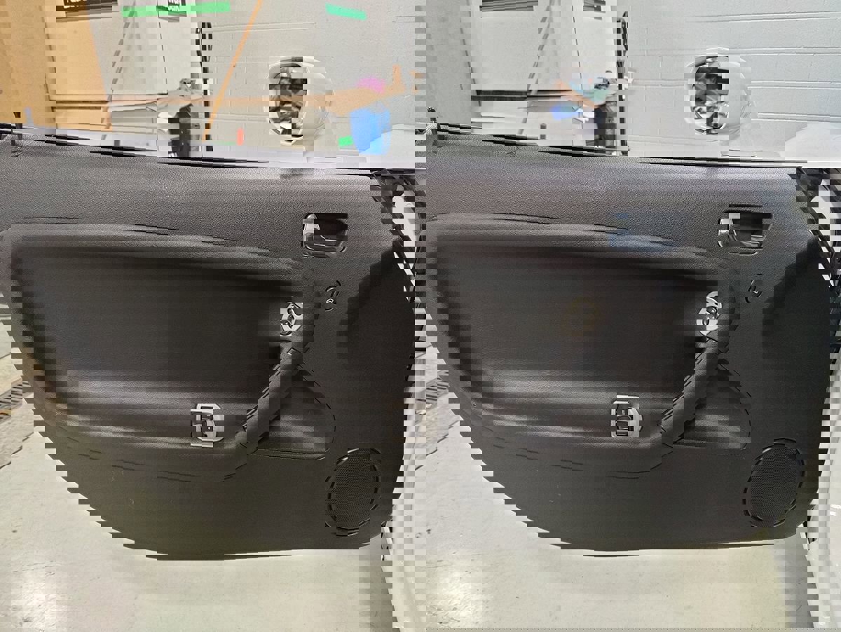 Used 2007 Pontiac Solstice Convertible w/ Premium Package image 22