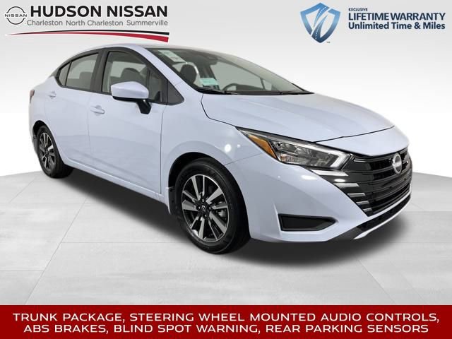 New 2025 Nissan Versa SV w/ Trunk Package