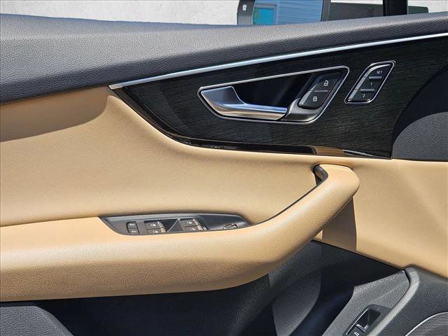 Used 2023 Audi Q7 2.0T Premium image 11